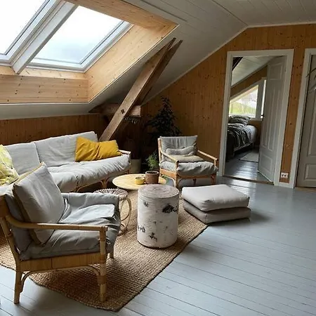 Renovated Barn With A View * Bjornsand